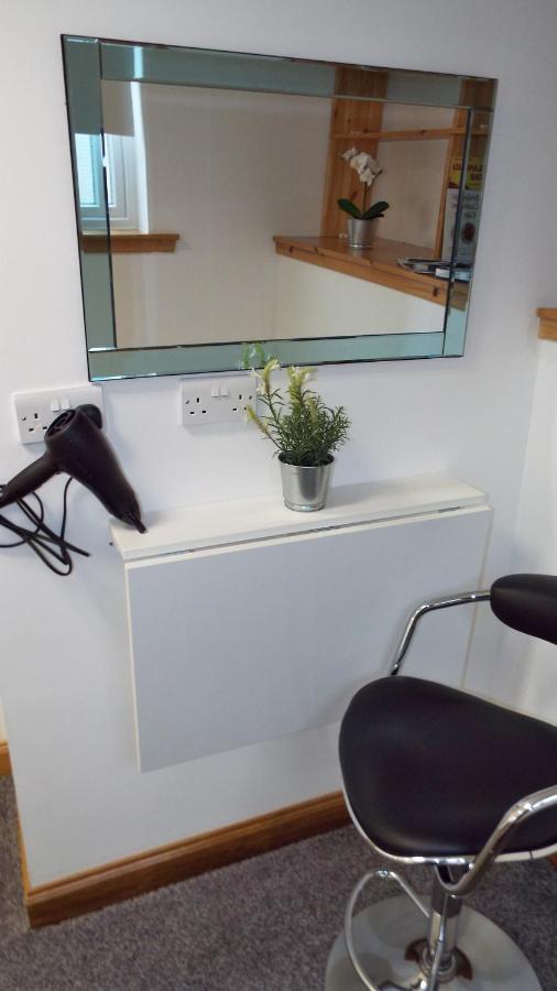 Flat 14D Bayhead Apartment Stornoway  Exterior photo